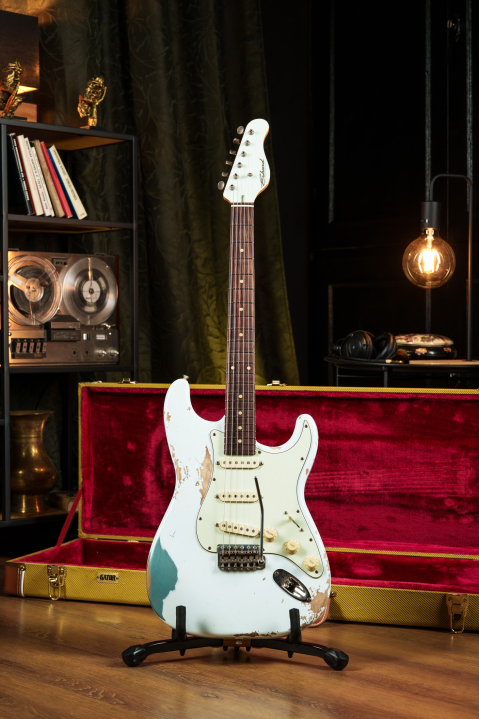 erhard-strat-relic_2200px-3.jpg