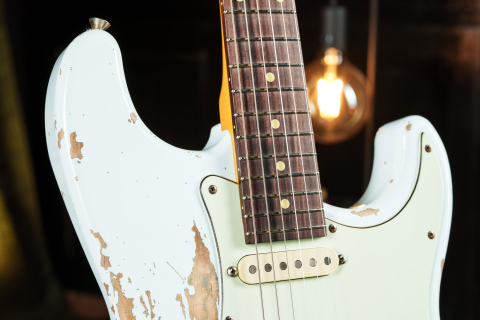 erhard-strat-relic_2200px-8.jpg